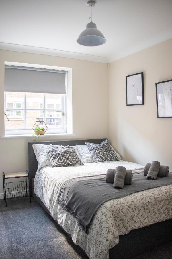 Lovely 3-Bedroom Apartment In Colchester Exterior photo